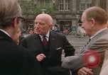 Standbild National Monument Amsterdam Niederlande, 1969, aus Sekunde 53 historischem Filmmaterial Videoclip 65675022087