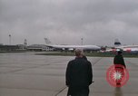 Immagine di Primi Boeing 747 e Concorde F-WTSS Parigi Francia, 1969, secondo 1 filmato di repertorio 65675022091