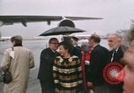 Immagine di Primi Boeing 747 e Concorde F-WTSS Parigi Francia, 1969, secondo 45 filmato di repertorio 65675022091