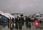 Immagine di Primi Boeing 747 e Concorde F-WTSS Parigi Francia, 1969, secondo 62 filmato di repertorio 65675022091