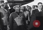 Immagine di Gen Ibrahim Abboud e Re Hussein I Il Cairo Egitto, 1955, secondo 14 filmato di repertorio 65675022135