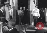 Immagine di Gen Ibrahim Abboud e Re Hussein I Il Cairo Egitto, 1955, secondo 49 filmato di repertorio 65675022135