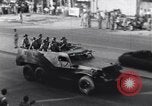 Standbild militärische Parade Bagdad Irak, 1959, aus Sekunde 28 historischem Filmmaterial Videoclip 65675022138