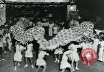 Standbild malaysischen Tanz und Kultur Malaysia Pahang, 1960, aus Sekunde 48 historischem Filmmaterial Videoclip 65675022143
