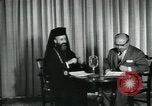 Standbild Erzbischof Makarios und John Harding Nikosia Zypern, 1955, aus Sekunde 4 historischem Filmmaterial Videoclip 65675022144