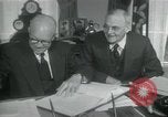 Standbild SEATO-Vertrag Washington DC USA, 1954, aus Sekunde 11 historischem Filmmaterial Videoclip 65675022145