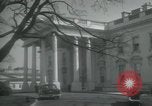 Standbild Präsident Dwight D Eisenhower und Senatoren Washington DC White House USA, 1954, aus Sekunde 3 historischem Filmmaterial Videoclip 65675022146