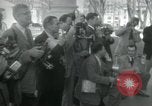 Standbild Präsident Dwight D Eisenhower und Senatoren Washington DC White House USA, 1954, aus Sekunde 12 historischem Filmmaterial Videoclip 65675022146