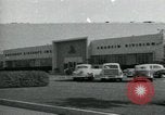 Standbild PrecisionGrinding von Glaslinsen Anaheim California USA, 1960, aus Sekunde 1 historischem Filmmaterial Videoclip 65675022147