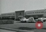 Standbild PrecisionGrinding von Glaslinsen Anaheim California USA, 1960, aus Sekunde 3 historischem Filmmaterial Videoclip 65675022147