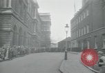 Standbild Der britische Premierminister Harold Macmillan London England Vereinigtes Königreich, 1957, aus Sekunde 3 historischem Filmmaterial Videoclip 65675022156