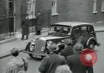 Standbild Der britische Premierminister Harold Macmillan London England Vereinigtes Königreich, 1957, aus Sekunde 8 historischem Filmmaterial Videoclip 65675022156