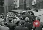 Standbild Der britische Premierminister Harold Macmillan London England Vereinigtes Königreich, 1957, aus Sekunde 13 historischem Filmmaterial Videoclip 65675022156