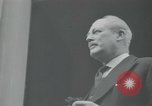 Standbild Der britische Premierminister Harold Macmillan London England Vereinigtes Königreich, 1957, aus Sekunde 23 historischem Filmmaterial Videoclip 65675022156