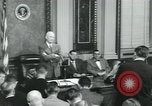 Standbild Präsident Dwight D Eisenhower Washington DC USA, 1953, aus Sekunde 13 historischem Filmmaterial Videoclip 65675022158