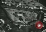 Standbild Kursleiter Lehre traffic control für Studenten Quantico Virginia USA, 1942, aus Sekunde 59 historischem Filmmaterial Videoclip 65675022166