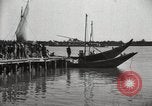 Standbild Datum Transport Basra Irak, 1929, aus Sekunde 28 historischem Filmmaterial Videoclip 65675022175