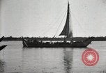 Standbild Datum Transport Basra Irak, 1929, aus Sekunde 47 historischem Filmmaterial Videoclip 65675022175
