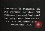 Standbild Arbeiter machen Datum Blatt Taschen Mandali Irak, 1929, aus Sekunde 4 historischem Filmmaterial Videoclip 65675022177