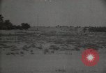 Standbild Arbeiter machen Datum Blatt Taschen Mandali Irak, 1929, aus Sekunde 44 historischem Filmmaterial Videoclip 65675022177
