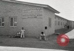 Image crise pétrolière iranienne Abadan Iran, 1951, de la seconde 54 séquences d'archives historiques vidéo 65675022179