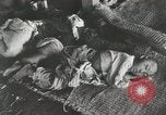 Image Coréens réfugiés Corée, 1951, de la seconde 33 séquences d'archives historiques vidéo 65675022180