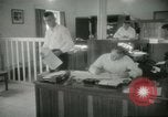 Immagine di Le attività amministrative a MAAG edificio A Bagdad in Iraq, 1956, secondo 11 filmato di repertorio 65675022188
