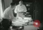 Immagine di Le attività amministrative a MAAG edificio A Bagdad in Iraq, 1956, secondo 32 filmato di repertorio 65675022188