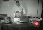 Immagine di Le attività amministrative a MAAG edificio A Bagdad in Iraq, 1956, secondo 51 filmato di repertorio 65675022188