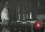 Standbild Pressen die Fusseln aus Baumwolle New Orleans Louisiana USA, 1919, aus Sekunde 22 historischem Filmmaterial Videoclip 65675022212