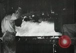 Standbild Pressen die Fusseln aus Baumwolle New Orleans Louisiana USA, 1919, aus Sekunde 30 historischem Filmmaterial Videoclip 65675022212
