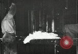 Standbild Pressen die Fusseln aus Baumwolle New Orleans Louisiana USA, 1919, aus Sekunde 35 historischem Filmmaterial Videoclip 65675022212