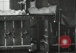 Standbild Pressen die Fusseln aus Baumwolle New Orleans Louisiana USA, 1919, aus Sekunde 57 historischem Filmmaterial Videoclip 65675022212