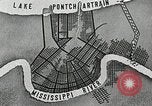 Immagine di Nave che entra in porto interno canal New Orleans Louisiana USA, 1929, secondo 16 filmato di repertorio 65675022220