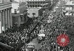 Standbild Prozession während des Mardi Gras Carnival New Orleans Louisiana USA, 1929, aus Sekunde 18 historischem Filmmaterial Videoclip 65675022222