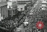 Standbild Prozession während des Mardi Gras Carnival New Orleans Louisiana USA, 1929, aus Sekunde 20 historischem Filmmaterial Videoclip 65675022222