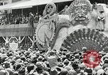 Standbild Prozession während des Mardi Gras Carnival New Orleans Louisiana USA, 1929, aus Sekunde 57 historischem Filmmaterial Videoclip 65675022222
