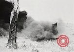 Standbild Seargent Collins' Team Fortschritte United States USA, 1965, aus Sekunde 30 historischem Filmmaterial Videoclip 65675022236