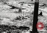Standbild Team unter Seargent Bourden United States USA, 1947, aus Sekunde 20 historischem Filmmaterial Videoclip 65675022237