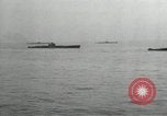 Immagine di Funzionamento su strada di fine Giappone, 1946, secondo 25 filmato di repertorio 65675022267
