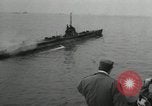 Immagine di Funzionamento su strada di fine Giappone, 1946, secondo 50 filmato di repertorio 65675022267