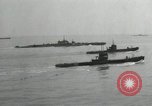 Immagine di Funzionamento su strada di fine Giappone, 1946, secondo 56 filmato di repertorio 65675022267