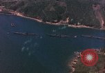 Standbild Die japanischen U-Boote die unternommen werden um das Meer Sasebo Bay Japan, 1946, aus Sekunde 9 historischem Filmmaterial Videoclip 65675022269