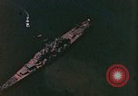 Standbild Die japanischen U-Boote die unternommen werden um das Meer Sasebo Bay Japan, 1946, aus Sekunde 15 historischem Filmmaterial Videoclip 65675022269