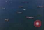 Standbild Die japanischen U-Boote die unternommen werden um das Meer Sasebo Bay Japan, 1946, aus Sekunde 26 historischem Filmmaterial Videoclip 65675022269