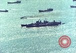 Standbild Die japanischen U-Boote die unternommen werden um das Meer Sasebo Bay Japan, 1946, aus Sekunde 29 historischem Filmmaterial Videoclip 65675022269