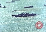 Standbild Die japanischen U-Boote die unternommen werden um das Meer Sasebo Bay Japan, 1946, aus Sekunde 31 historischem Filmmaterial Videoclip 65675022269