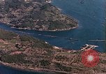 Standbild Die japanischen U-Boote die unternommen werden um das Meer Sasebo Bay Japan, 1946, aus Sekunde 47 historischem Filmmaterial Videoclip 65675022269