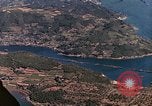 Standbild Die japanischen U-Boote die unternommen werden um das Meer Sasebo Bay Japan, 1946, aus Sekunde 51 historischem Filmmaterial Videoclip 65675022269