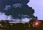 Standbild Explosion in Pearl Harbor Pearl Harbor Hawaii USA, 1946, aus Sekunde 33 historischem Filmmaterial Videoclip 65675022270